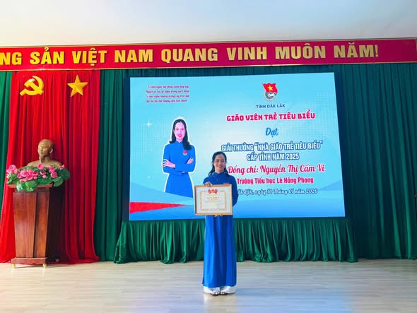 TUYÊN DƯƠNG DANH HIỆU “NHÀ GIÁO TRẺ TIÊU BIỂU” CẤP TỈNH NĂM 2025