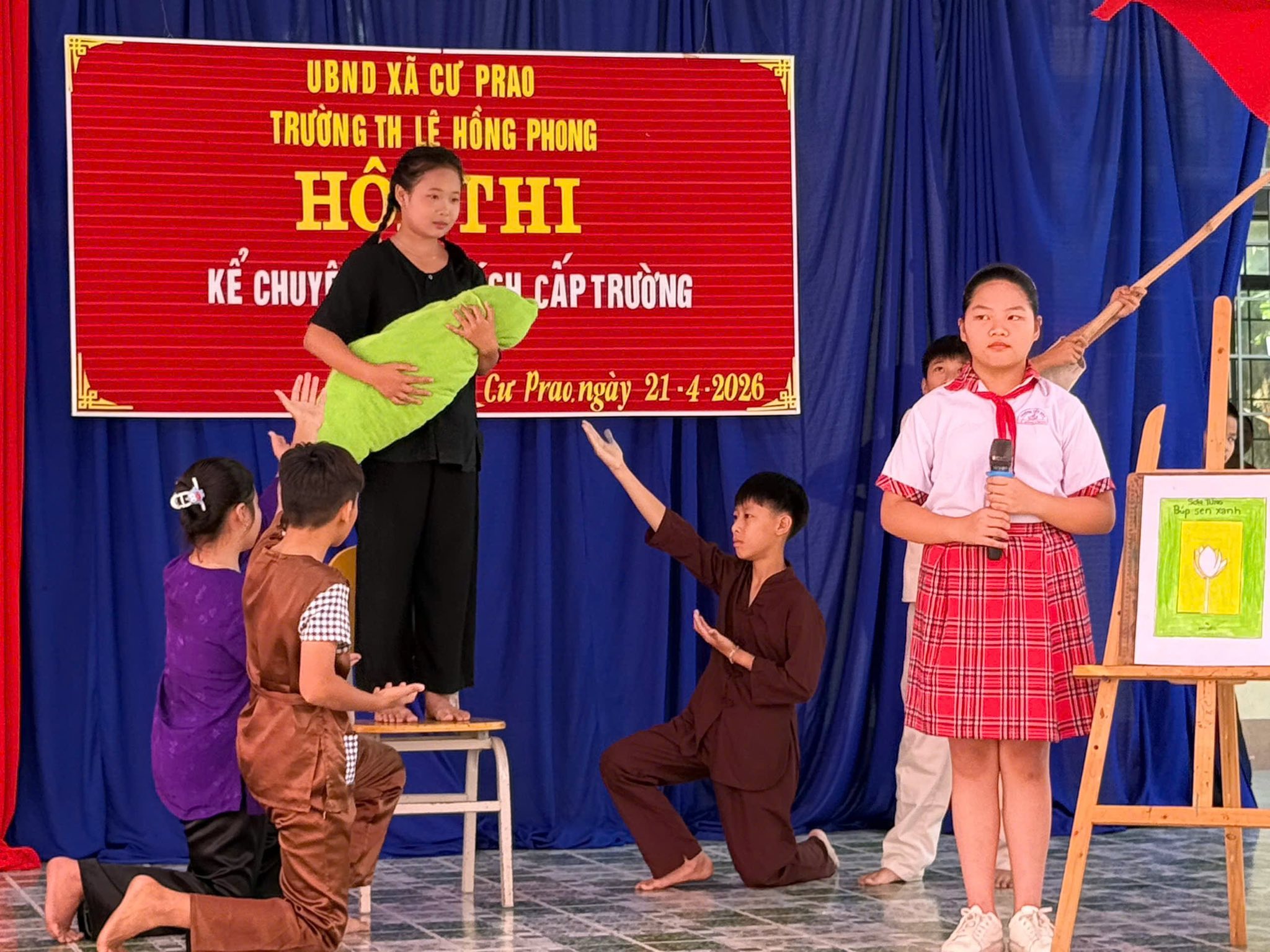 HỘI THI KỂ CHUYỆN THEO SÁCH – LAN TỎA GIÁ TRỊ ĐẸP TRONG HỌC ĐƯỜNG HỘI THI KỂ CHUYỆN THEO SÁCH – LAN TỎA GIÁ TRỊ ĐẸP TRONG HỌC ĐƯỜNG
